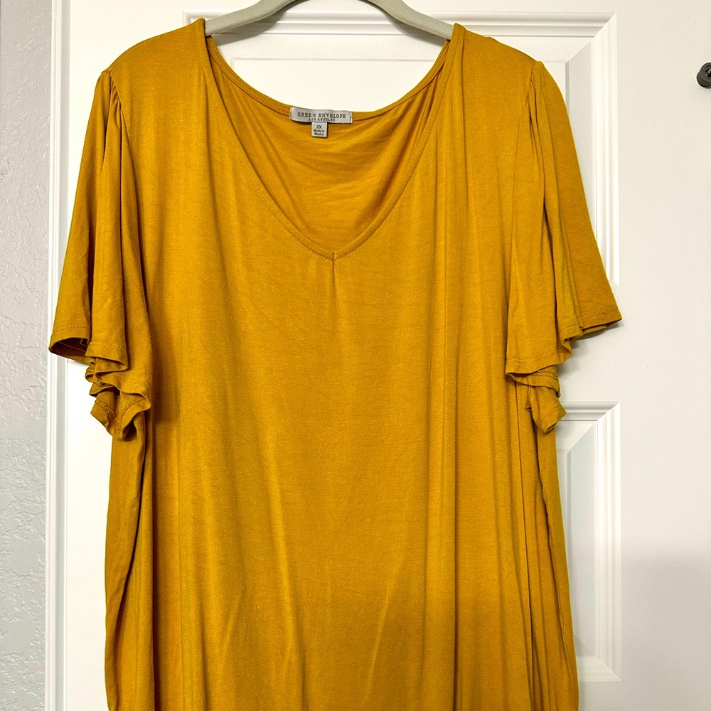 Green Envelope 2X blouse with flutter sleeves